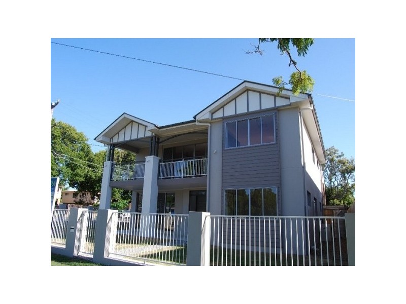 71 Moreton Avenue, Wynnum QLD 4178