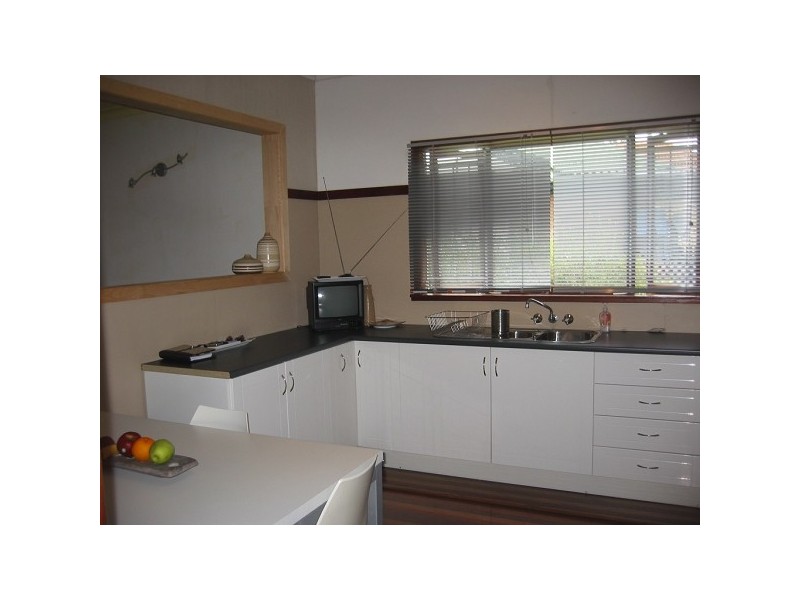 182 Whites Road, Lota QLD 4179