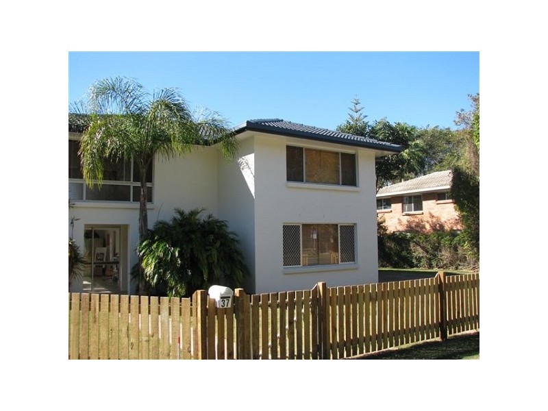 37 Herbert Street, Lota QLD 4179