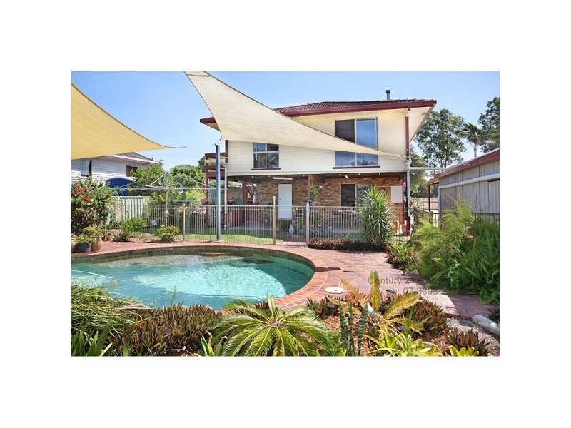 11 Cusack Parade, Wynnum QLD 4178