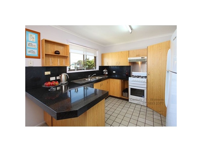 11 Cusack Parade, Wynnum QLD 4178