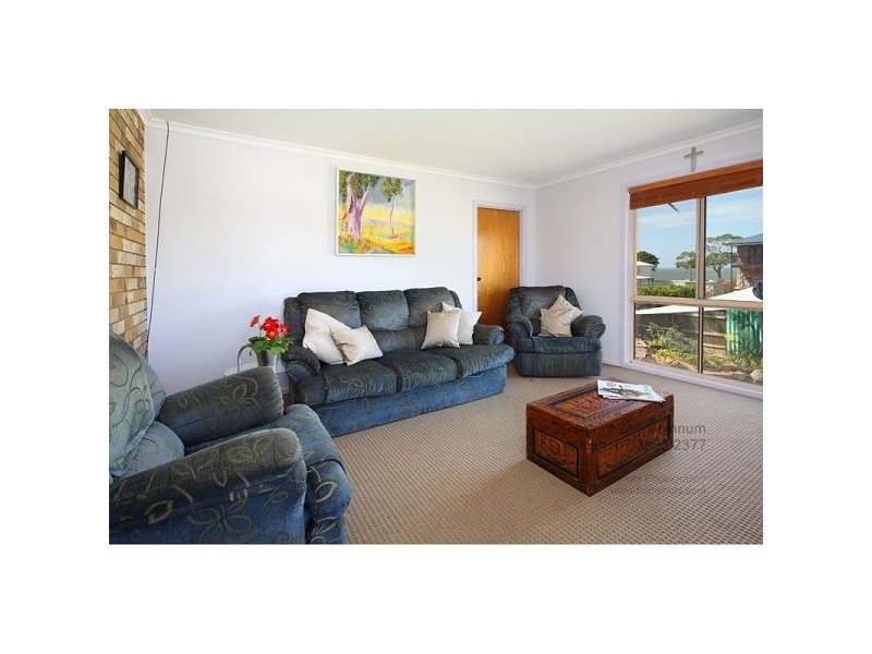 11 Cusack Parade, Wynnum QLD 4178