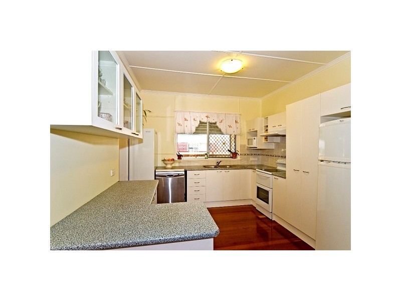 48 Daisy Street, Wynnum QLD 4178