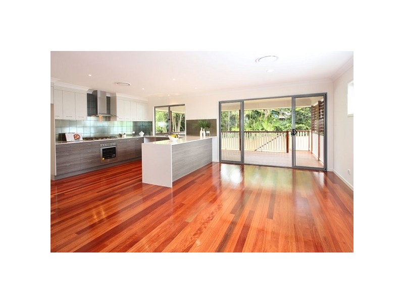 24 Sunflower Street, Wynnum QLD 4178