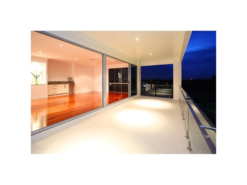 11 John Street, Manly West QLD 4179