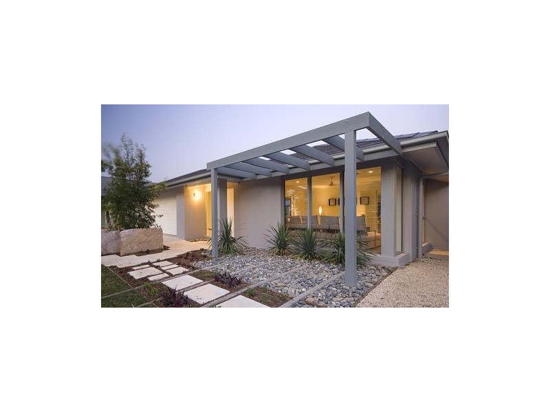 2 Mossvale on Manly, Wakerley QLD 4154