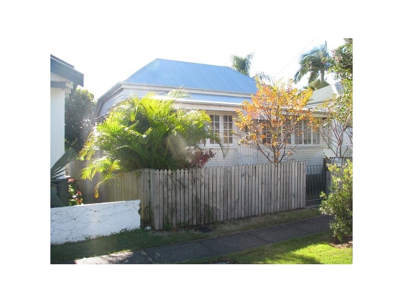 111 Pine Street, Wynnum QLD 4178