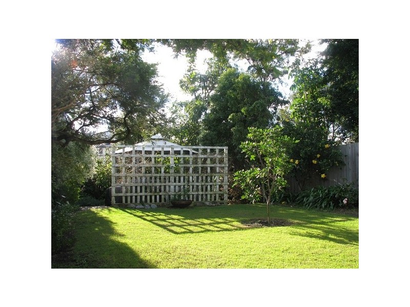 111 Pine Street, Wynnum QLD 4178