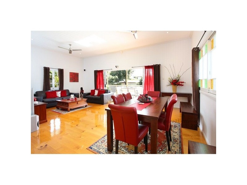 23 Moreton Avenue, Wynnum QLD 4178