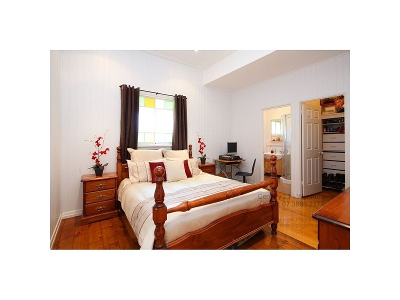 23 Moreton Avenue, Wynnum QLD 4178