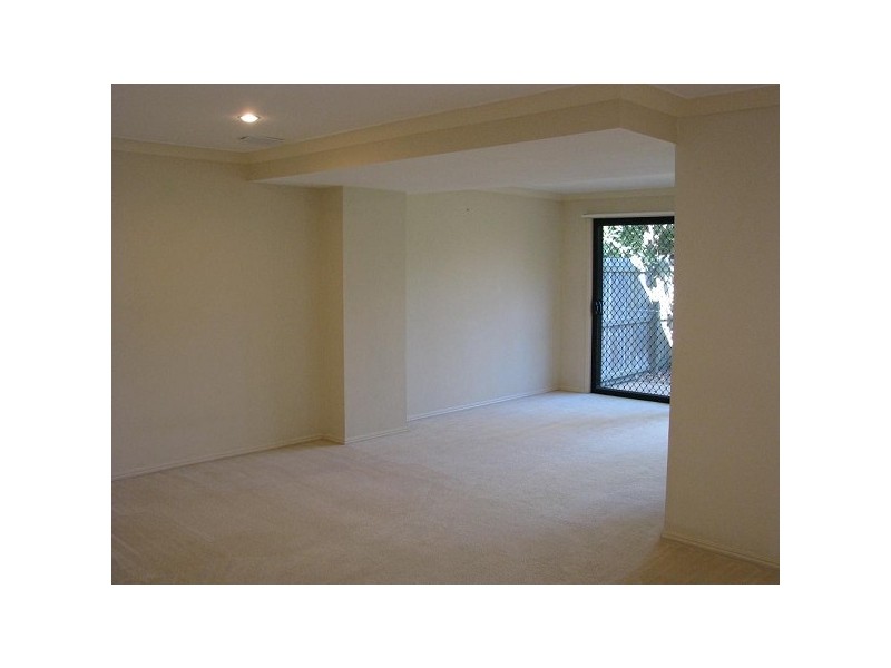 61/583 Wondall Road, Manly West QLD 4179
