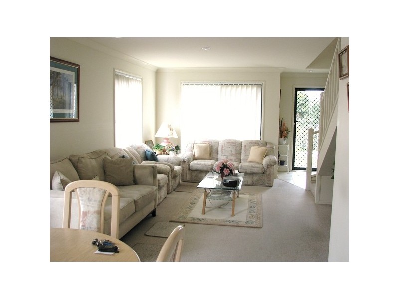 4/519 Tingal Road, Wynnum QLD 4178