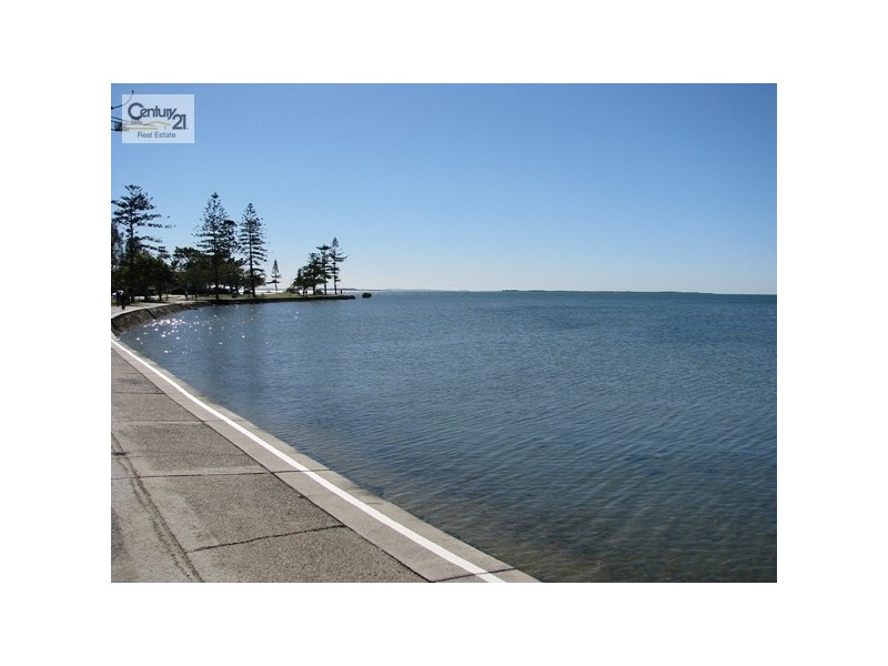 379 Esplanade, Manly QLD 4179