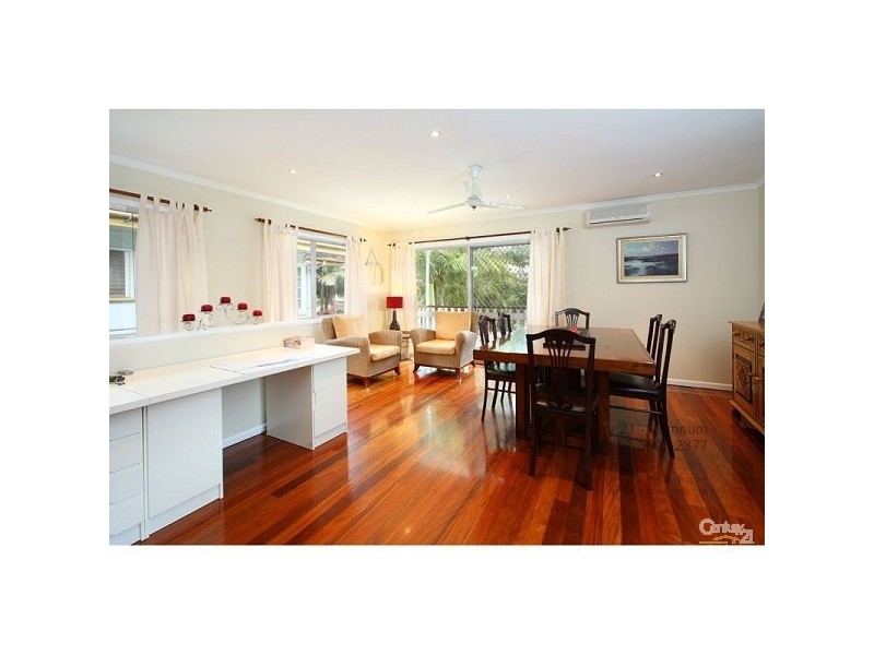 23 Haig Street, Wynnum QLD 4178