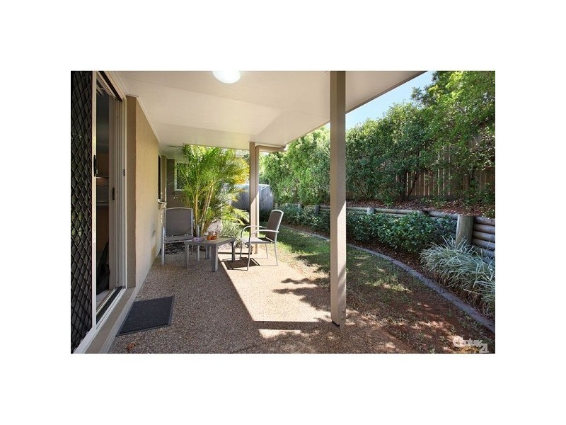 8/42 Zahner Place, Manly West QLD 4179