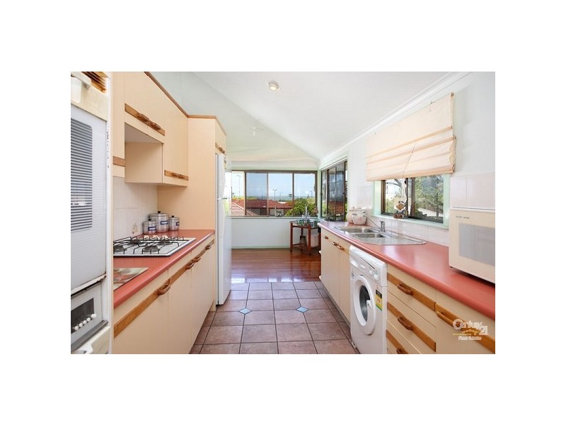 40 Southwick Street, Wynnum QLD 4178