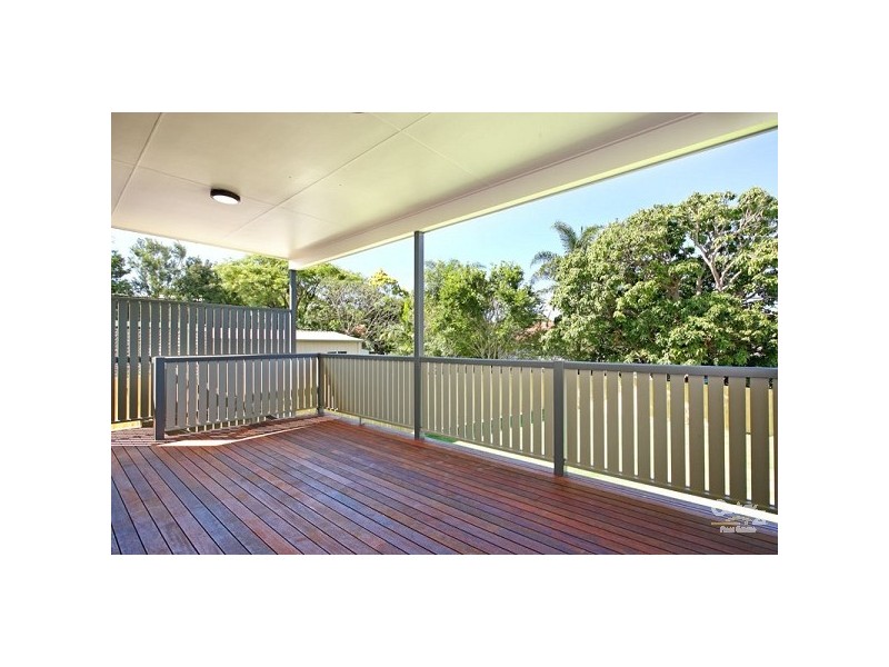 54 Whites Road, Manly West QLD 4179
