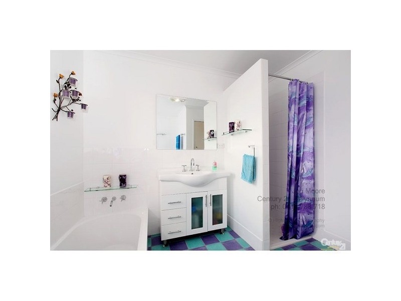 86 Wynnum North Road, Wynnum QLD 4178