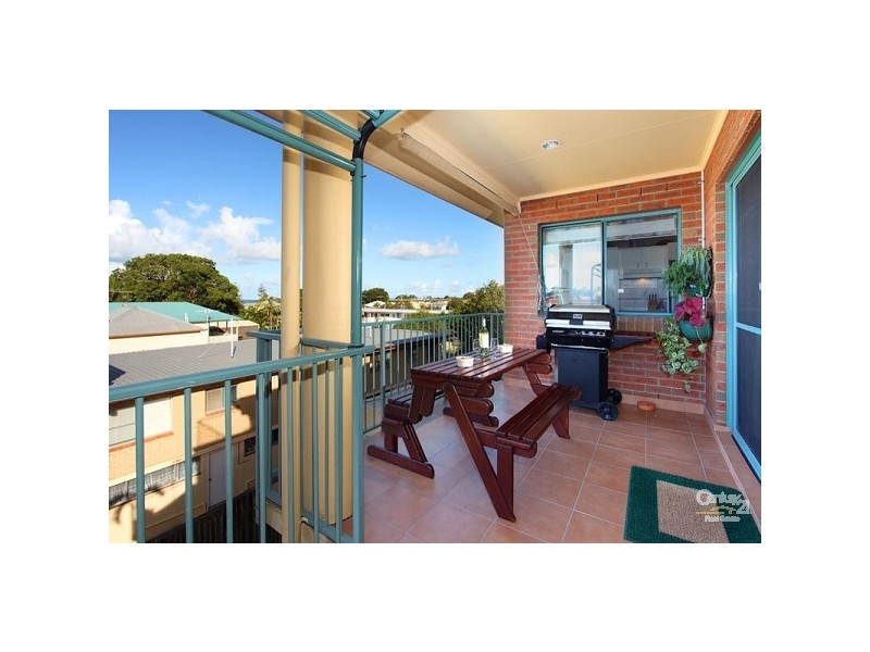 6/30 Edith Street, Wynnum QLD 4178