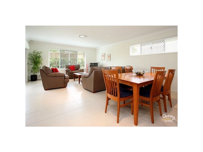 4 Rymera Crescent, Gumdale QLD 4154