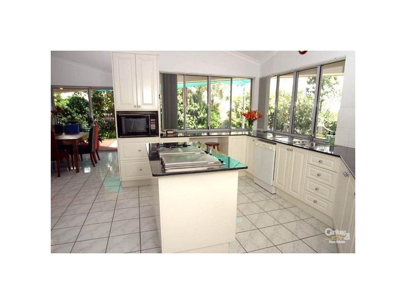 6 Pyxis Close, Wynnum QLD 4178