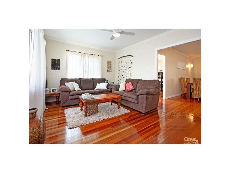 145 Kamarin Street, Manly West QLD 4179