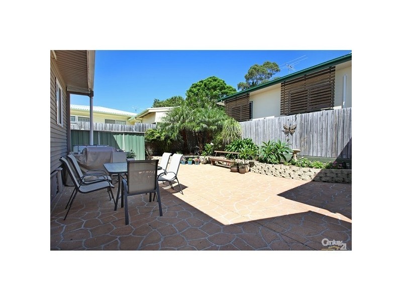 145 Kamarin Street, Manly West QLD 4179