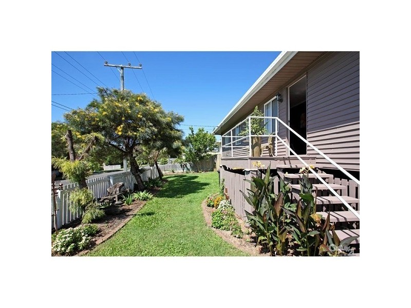 145 Kamarin Street, Manly West QLD 4179