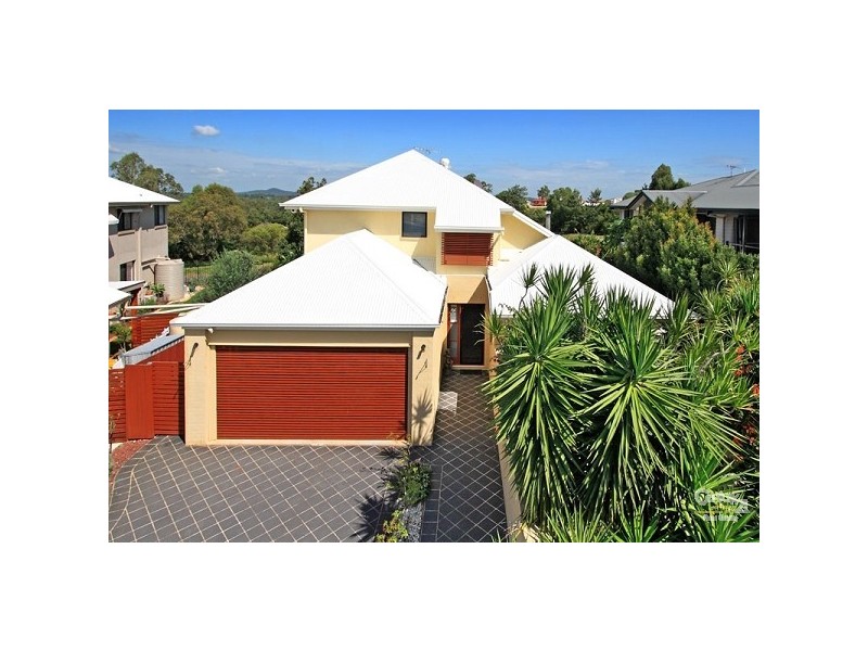 18 Dane Court, Manly West QLD 4179