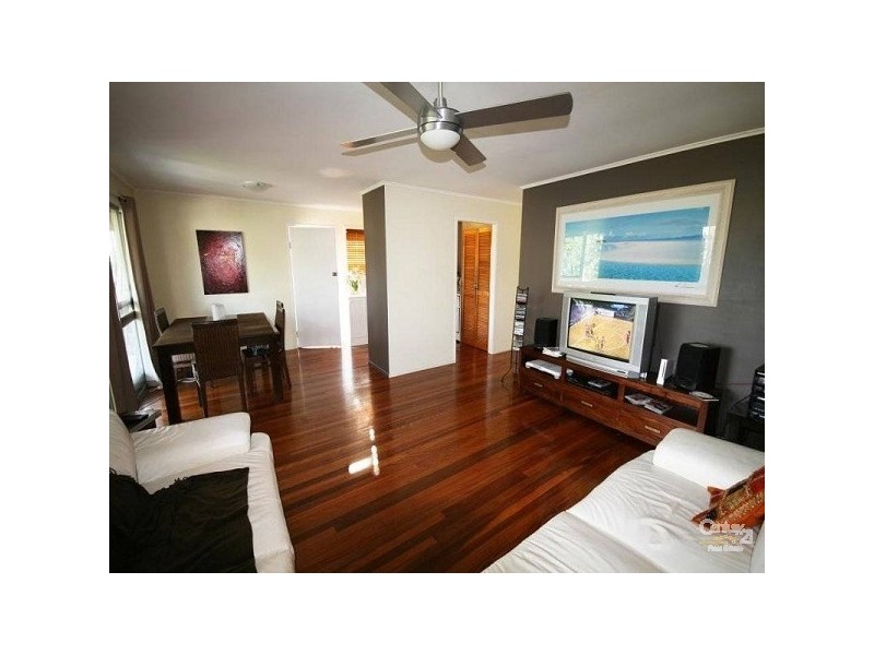 36 Pansy Street, Wynnum QLD 4178