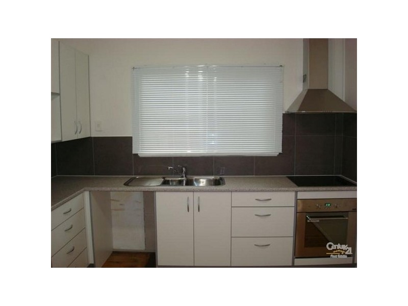 43 Foch Street, Wynnum QLD 4178