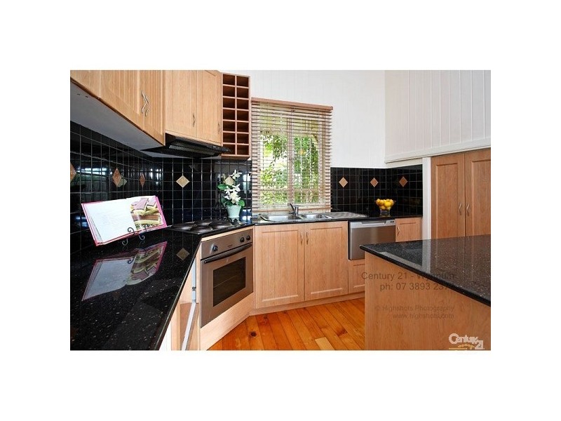 2388 Wynnum Road, Wynnum QLD 4178