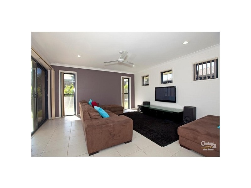 27 Collette Street, Wakerley QLD 4154