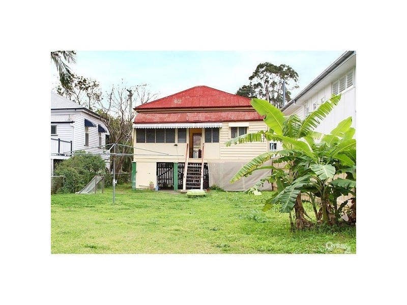 32 Berrima Street, Wynnum QLD 4178