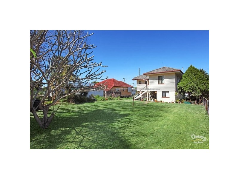 35 Tamaree Avenue, Wynnum QLD 4178