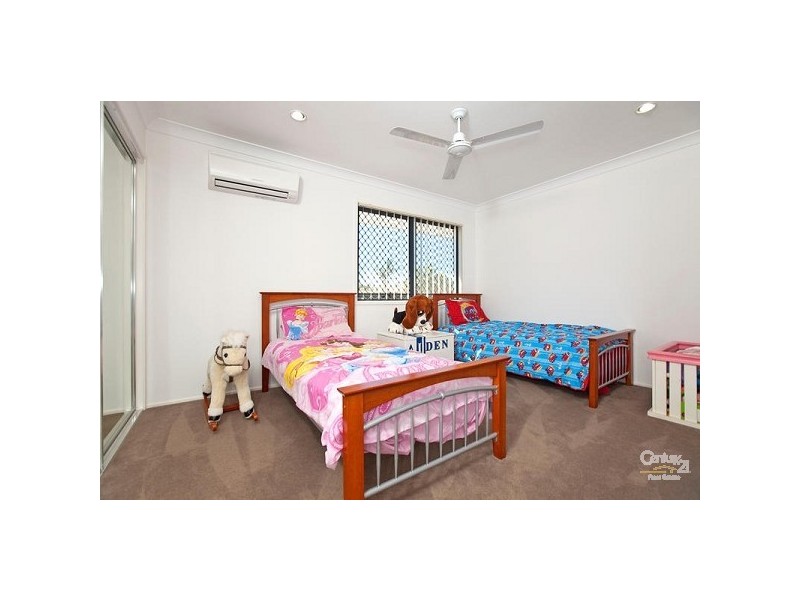 27 Collette Street, Wakerley QLD 4154