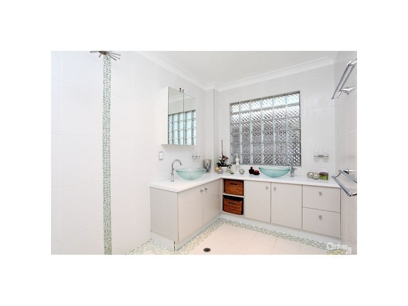 89 Kingsley Terrace, Manly QLD 4179