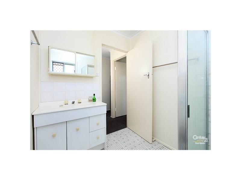 17 Tenbar Street, Tingalpa QLD 4173