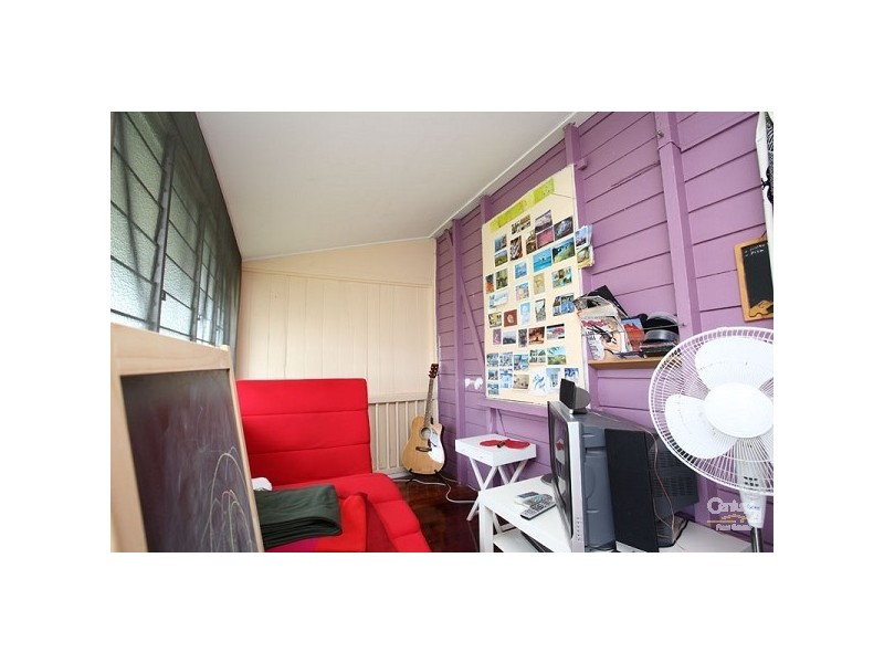 32 Berrima Street, Wynnum QLD 4178