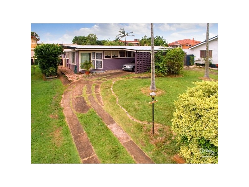 12 Nirimba, Manly West QLD 4179