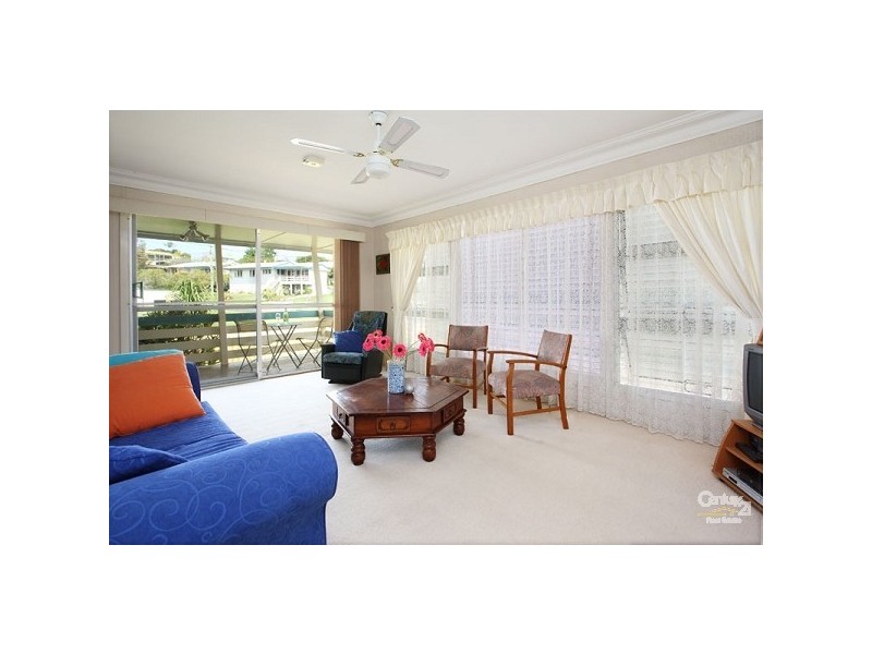 6 Banoon Drive, Wynnum QLD 4178