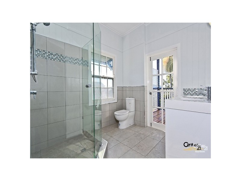 80 Stratton Terrace, Manly QLD 4179