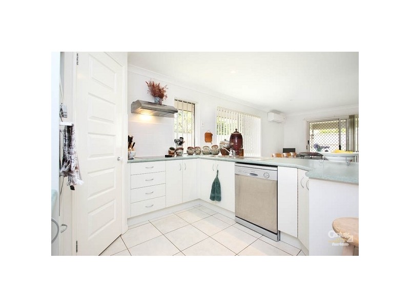 46 Wirra Circuit, Wynnum West QLD 4178