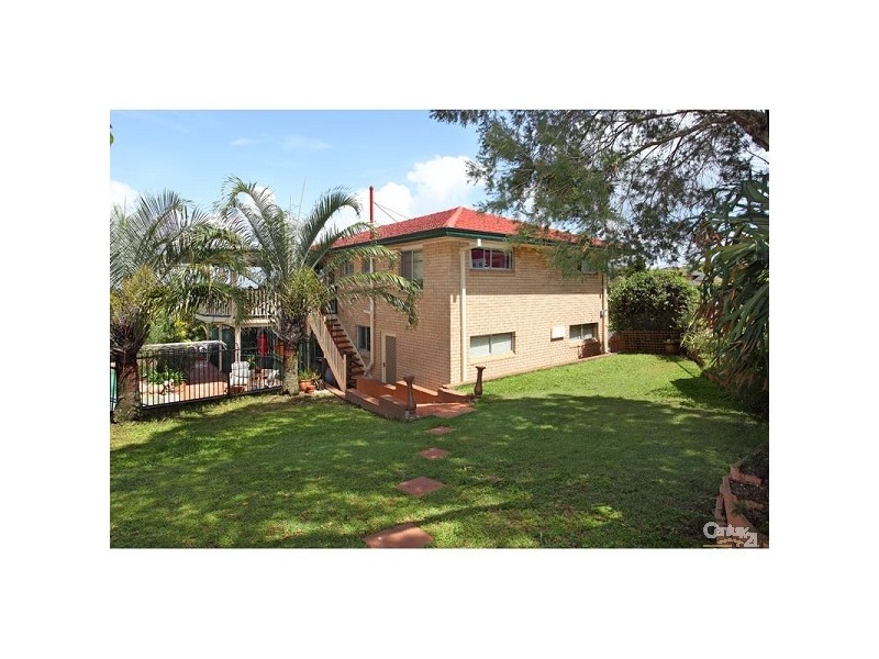 23 Banoon Drive, Wynnum QLD 4178