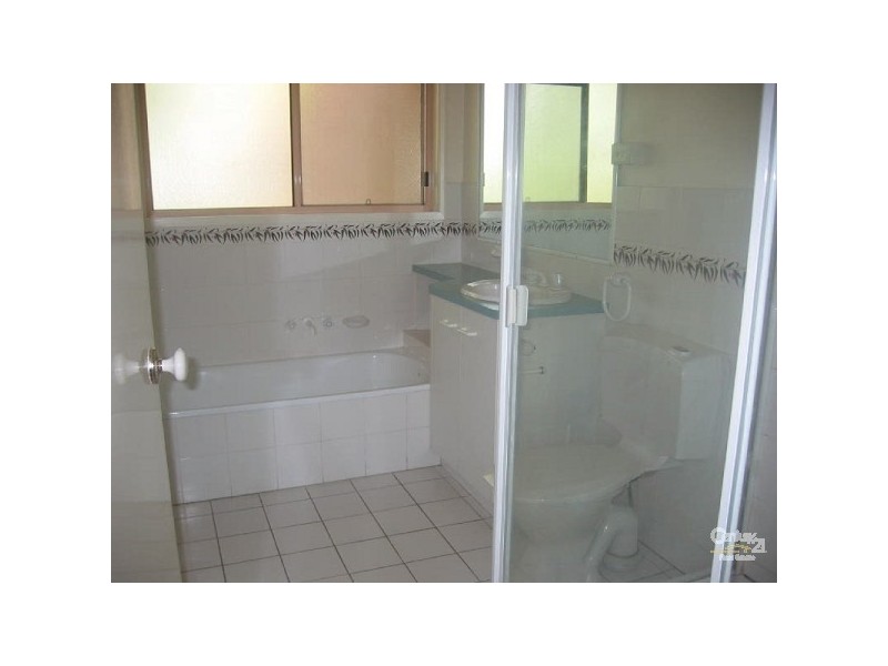 4/163 Kingsley Terrace, Manly QLD 4179