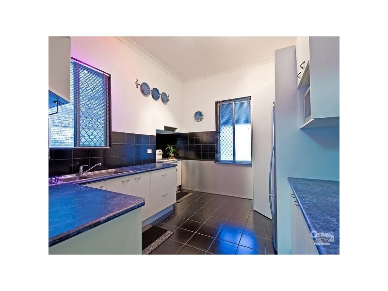 38 Blackwood Road, Manly West QLD 4179