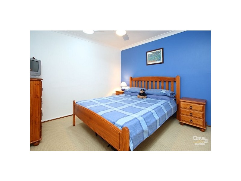 11 Russell Close, Wynnum West QLD 4178