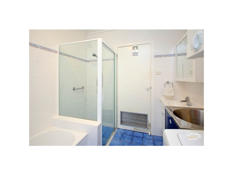 11/415 Esplanade, Manly QLD 4179