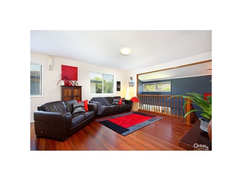 9 Kenmar Street, Wynnum West QLD 4178