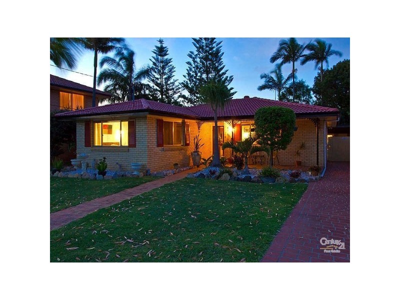 7 Glenlyn Street, Wynnum West QLD 4178